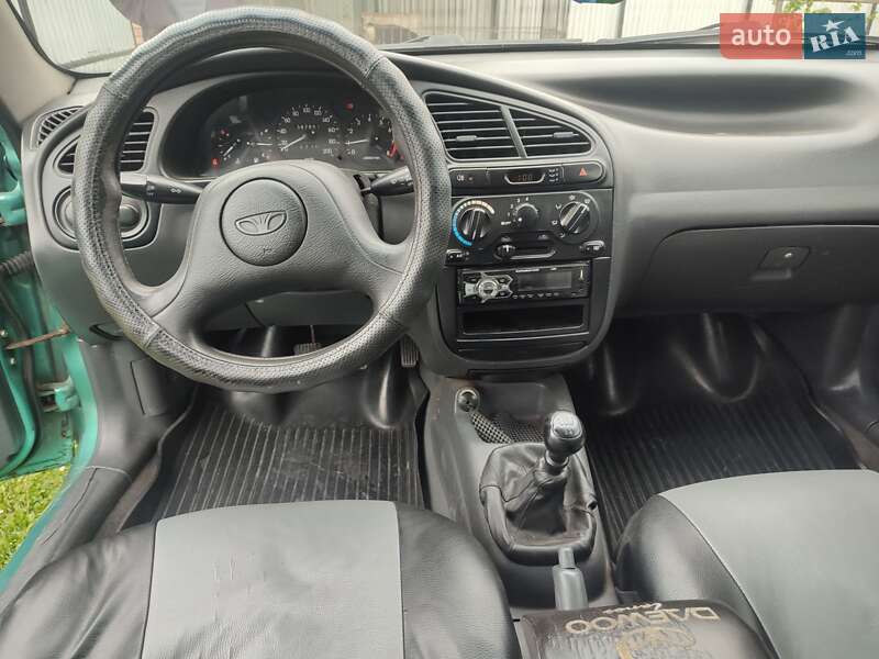 Хэтчбек Daewoo Lanos 1998 в Черновцах