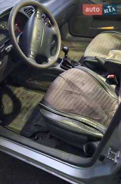 Седан Daewoo Lanos 1998 в Дніпрі