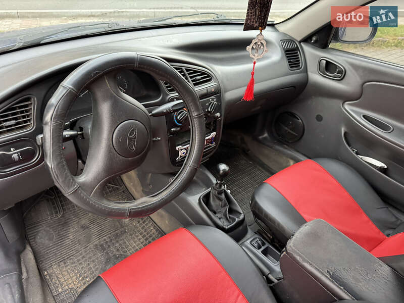 Хетчбек Daewoo Lanos 1998 в Мукачевому