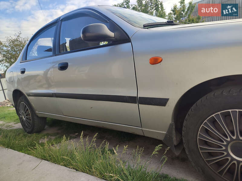 Седан Daewoo Lanos 2008 в Березане