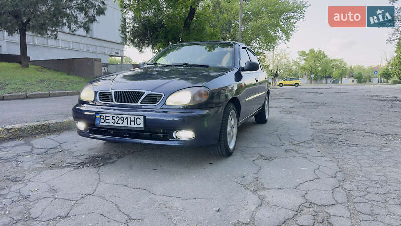 Хэтчбек Daewoo Lanos 2002 в Николаеве