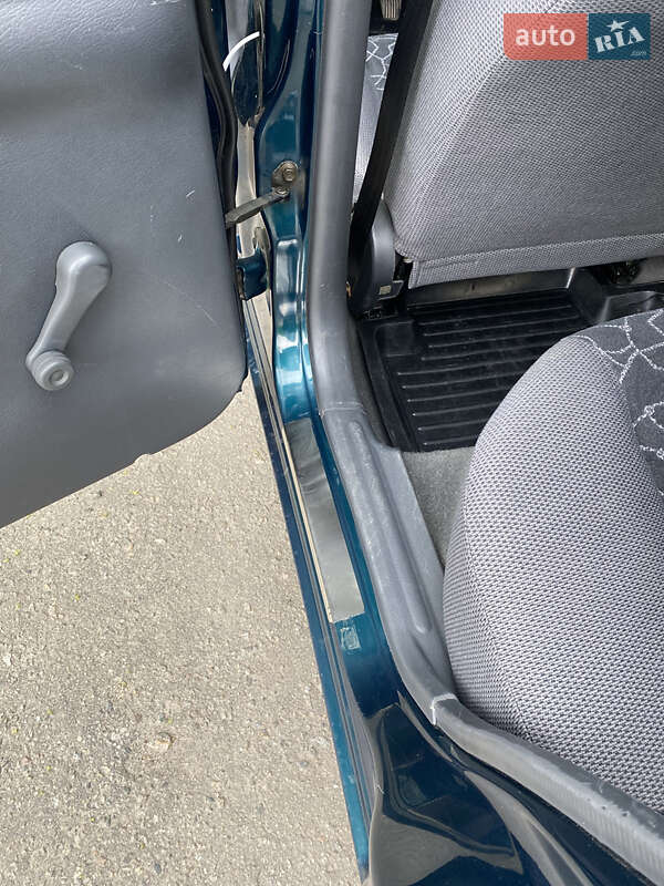 Седан Daewoo Lanos 2002 в Білій Церкві