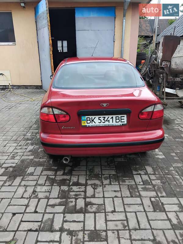 Седан Daewoo Lanos 2008 в Дубно