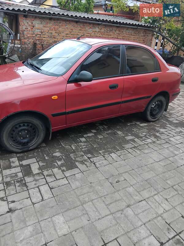 Седан Daewoo Lanos 2008 в Дубно