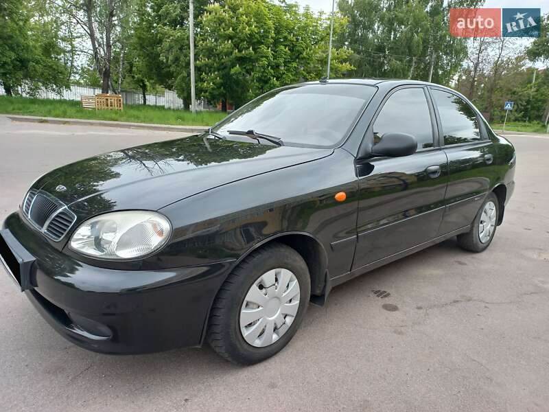 Седан Daewoo Lanos 2009 в 