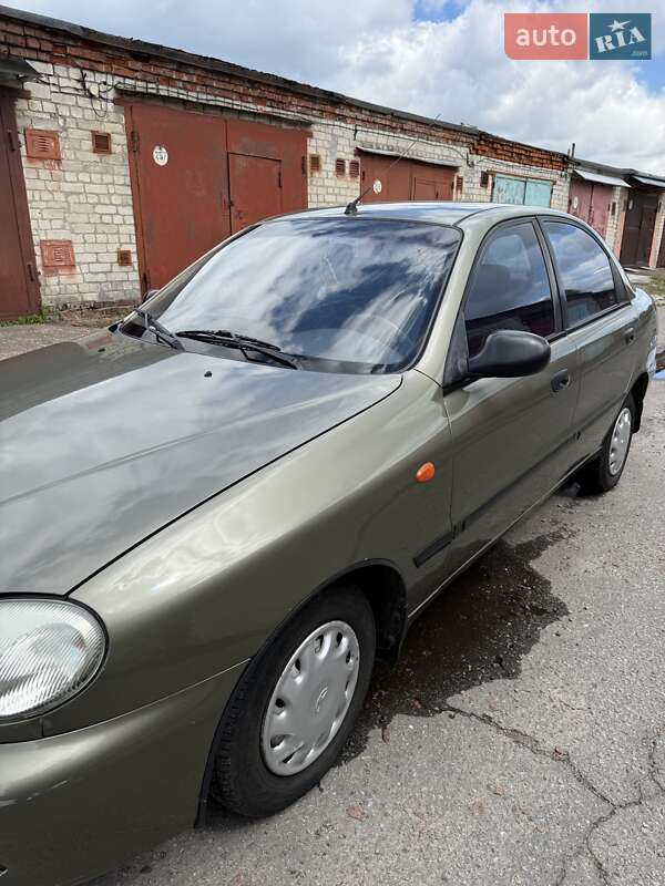 Седан Daewoo Lanos 2003 в Чернигове