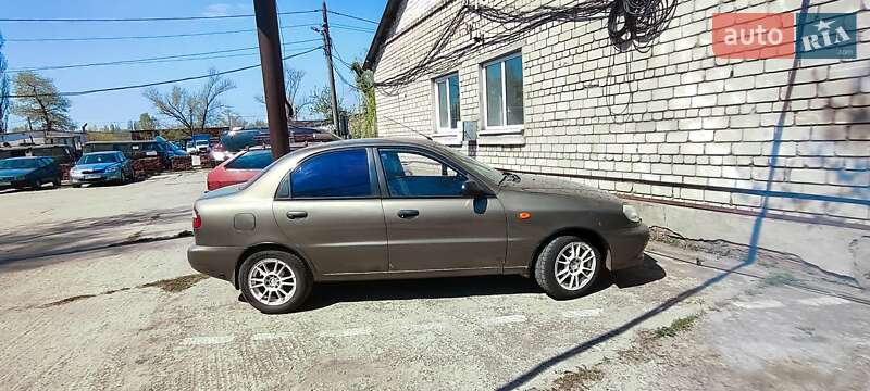 Седан Daewoo Lanos 2006 в Кам'янському