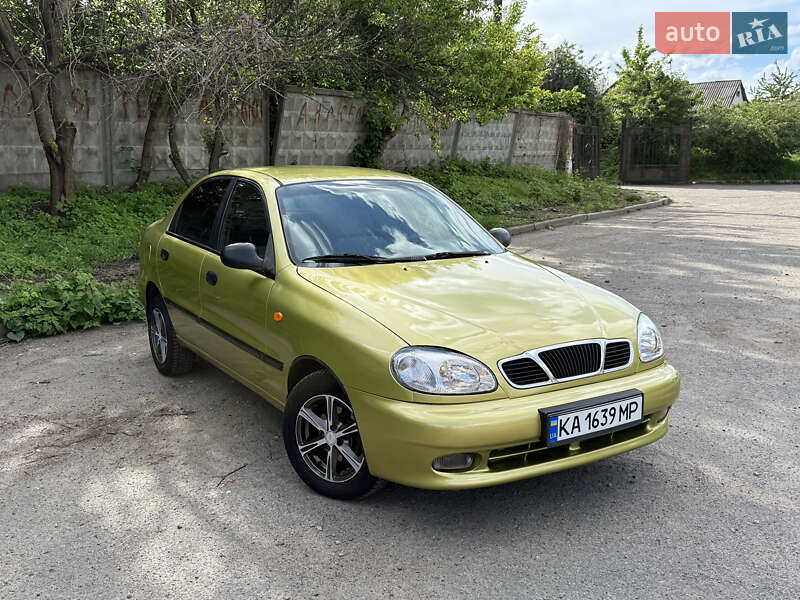 2003 Daewoo Lanos, VIN Y6DTA696E3B749719:plate — photo 1 (autoria)