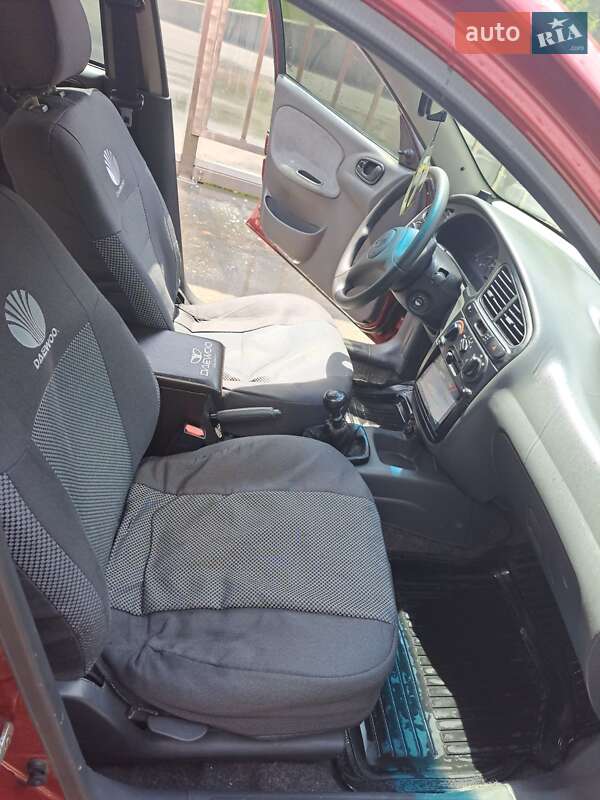 Седан Daewoo Lanos 2006 в Києві
