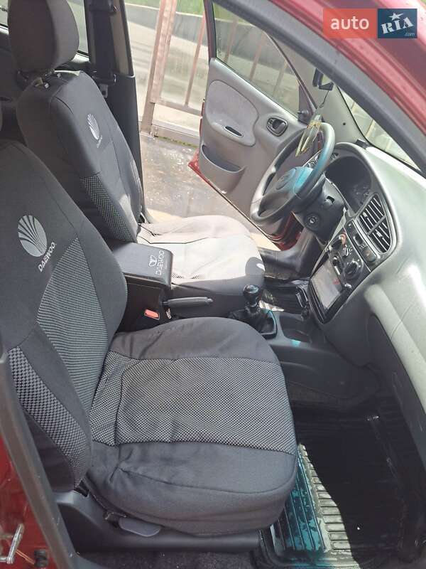 Седан Daewoo Lanos 2006 в Києві
