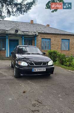 Седан Daewoo Lanos 2008 в Дубровице