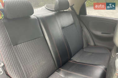 Седан Daewoo Lanos 2005 в 