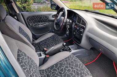 Седан Daewoo Lanos 2003 в 