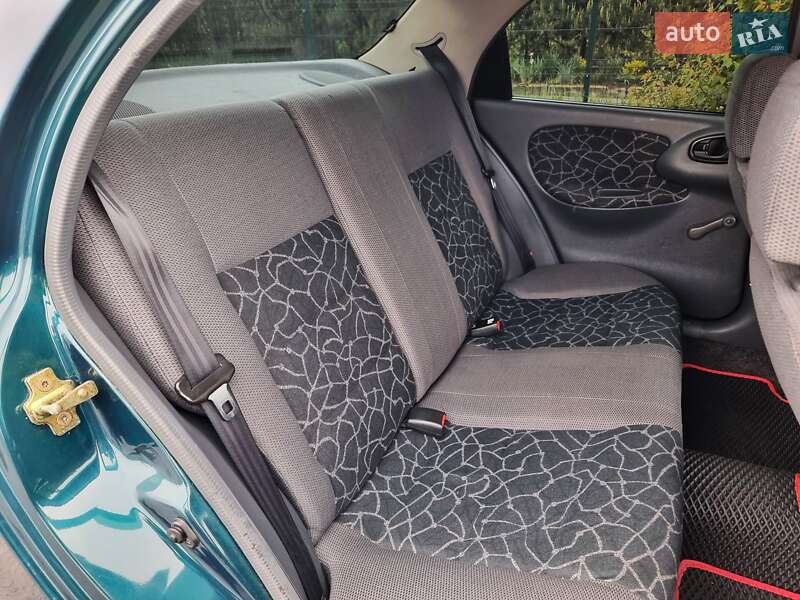 Седан Daewoo Lanos 2003 в Хмельницком