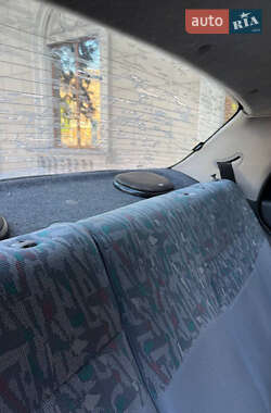 Седан Daewoo Lanos 2004 в 