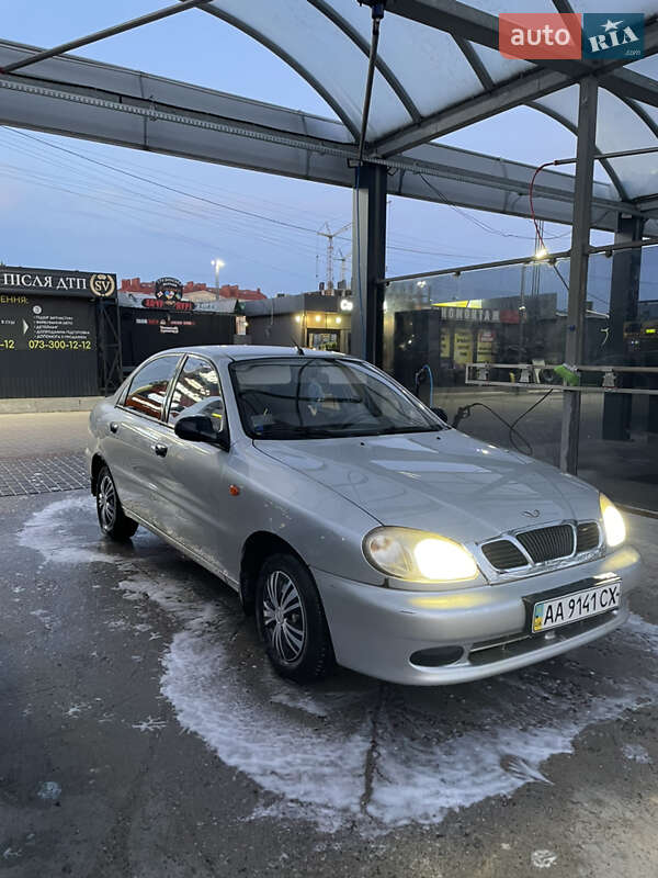 Седан Daewoo Lanos 2007 в Киеве