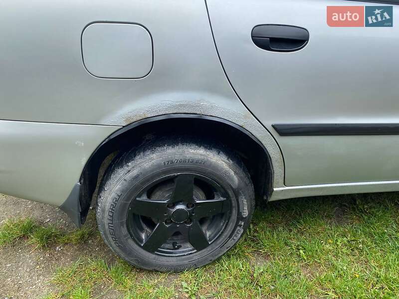 Седан Daewoo Lanos 2005 в Житомире