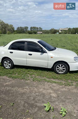 Седан Daewoo Lanos 2001 в 