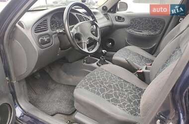 Седан Daewoo Lanos 2002 в 