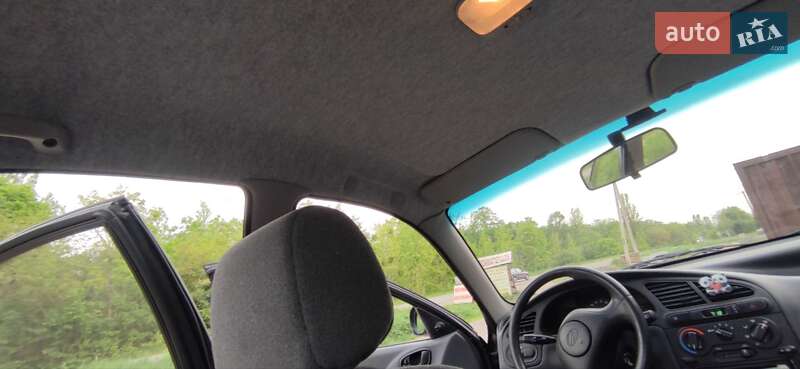 Седан Daewoo Lanos 2010 в Харькове