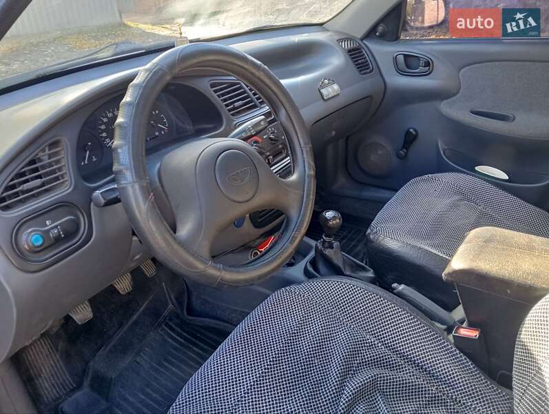 Седан Daewoo Lanos 2005 в Полтаве