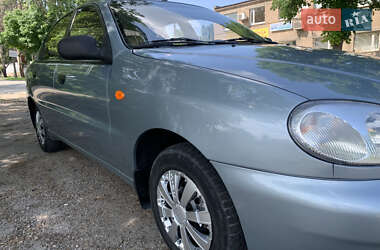 Седан Daewoo Lanos 2011 в 