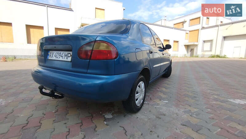 Седан Daewoo Lanos 2003 в Харькове