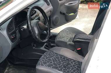 Седан Daewoo Lanos 2011 в 