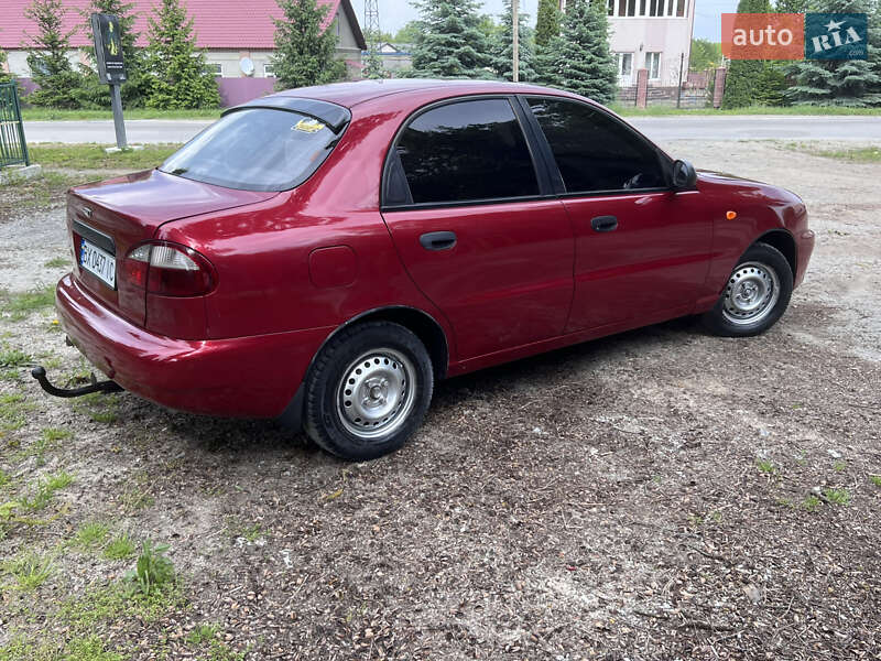 Седан Daewoo Lanos 2008 в Борщеве