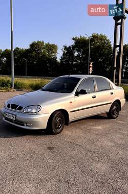 Седан Daewoo Lanos 2004 в 
