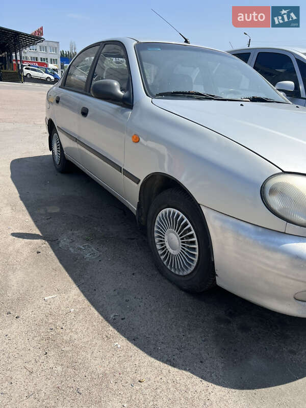 Седан Daewoo Lanos 2008 в Киеве
