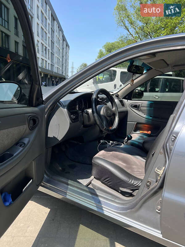 Седан Daewoo Lanos 2008 в Львове