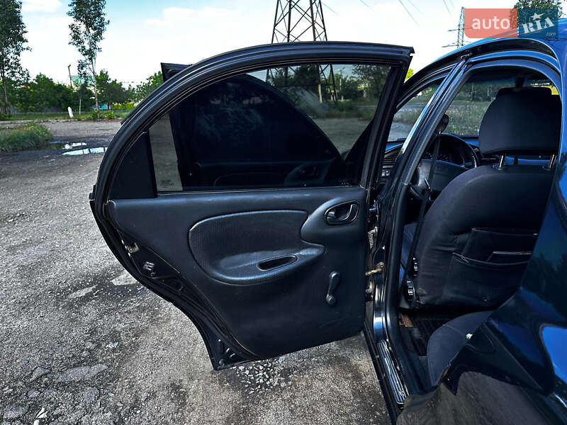 Седан Daewoo Lanos 2006 в Николаеве