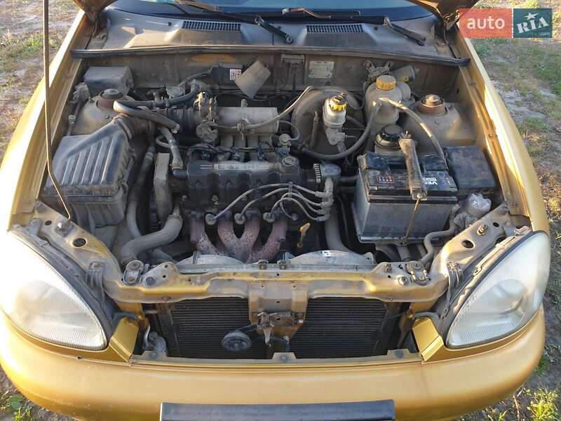 Седан Daewoo Lanos 2003 в Харкові