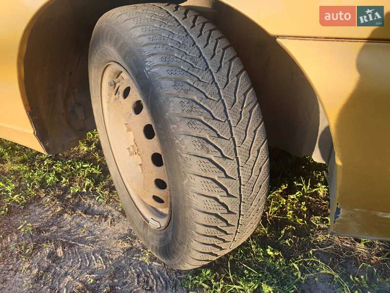 Седан Daewoo Lanos 2003 в Харкові