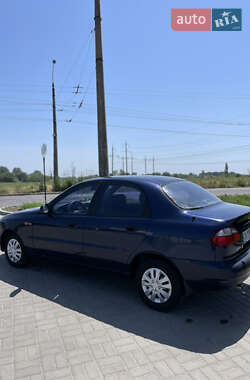 Седан Daewoo Lanos 2002 в 