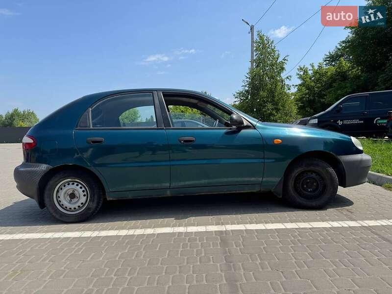 Хэтчбек Daewoo Lanos 1998 в Киеве