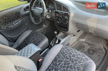 Седан Daewoo Lanos 2003 в 