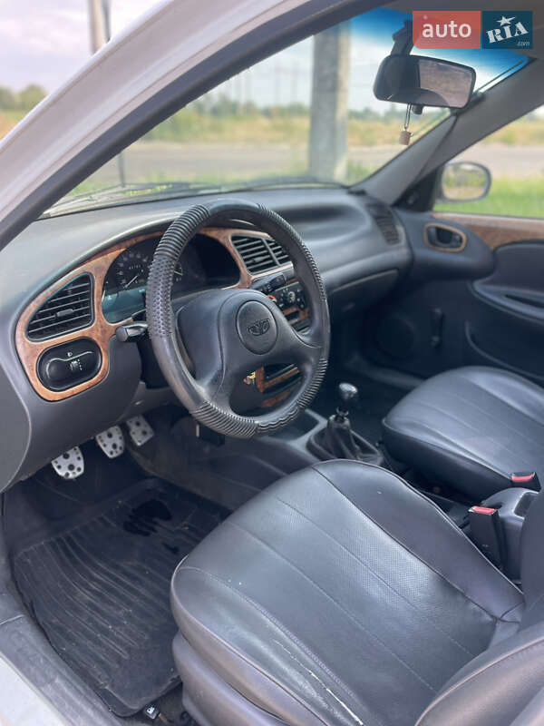 Хэтчбек Daewoo Lanos 1999 в Черкассах
