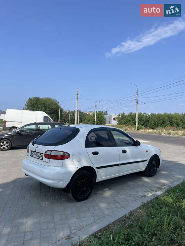 Хэтчбек Daewoo Lanos 1999 в Черкассах