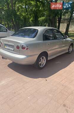 Седан Daewoo Lanos 2001 в 