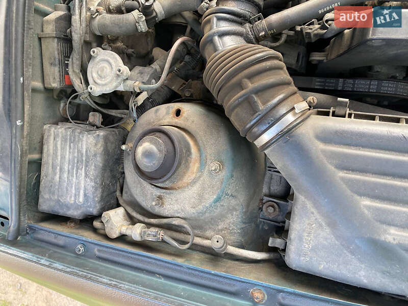 Седан Daewoo Lanos 1999 в Киеве