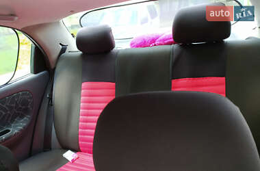 Седан Daewoo Lanos 2003 в 