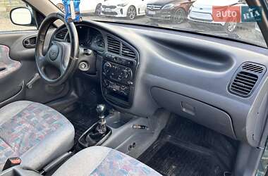 Седан Daewoo Lanos 2002 в 