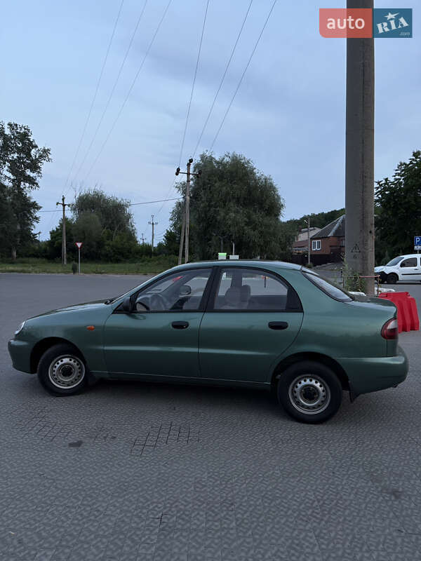 Седан Daewoo Lanos 2009 в Полтаві