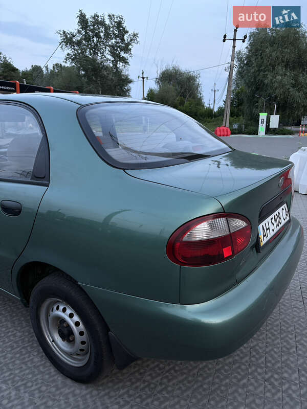Седан Daewoo Lanos 2009 в Полтаві