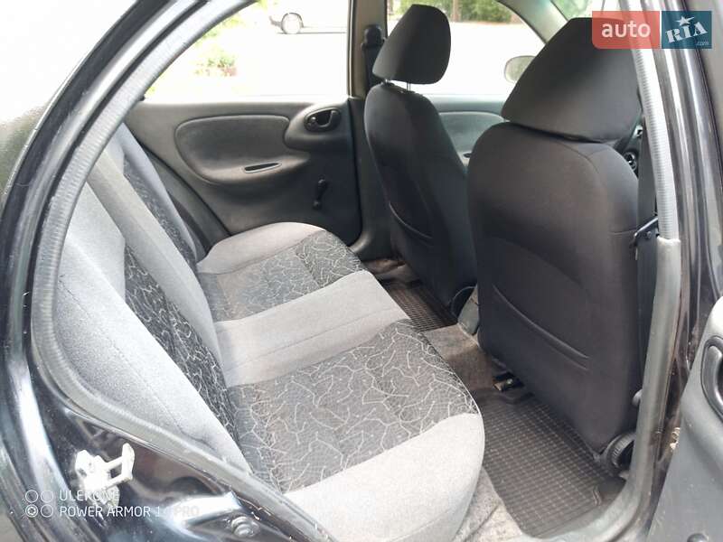 Седан Daewoo Lanos 2006 в Днепре