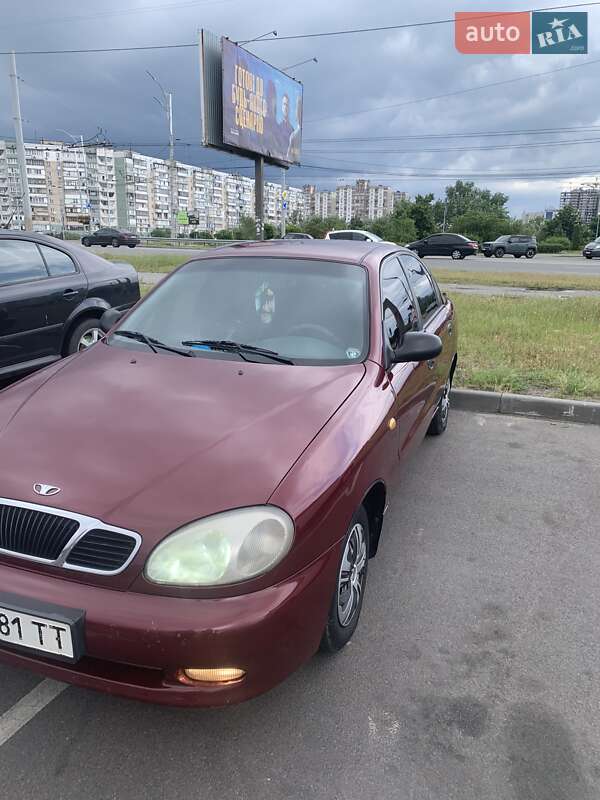 Седан Daewoo Lanos 2008 в Киеве