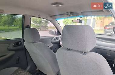 Седан Daewoo Lanos 2004 в 