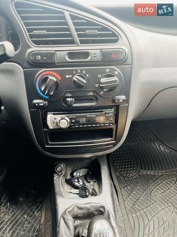 Седан Daewoo Lanos 2007 в Соснице